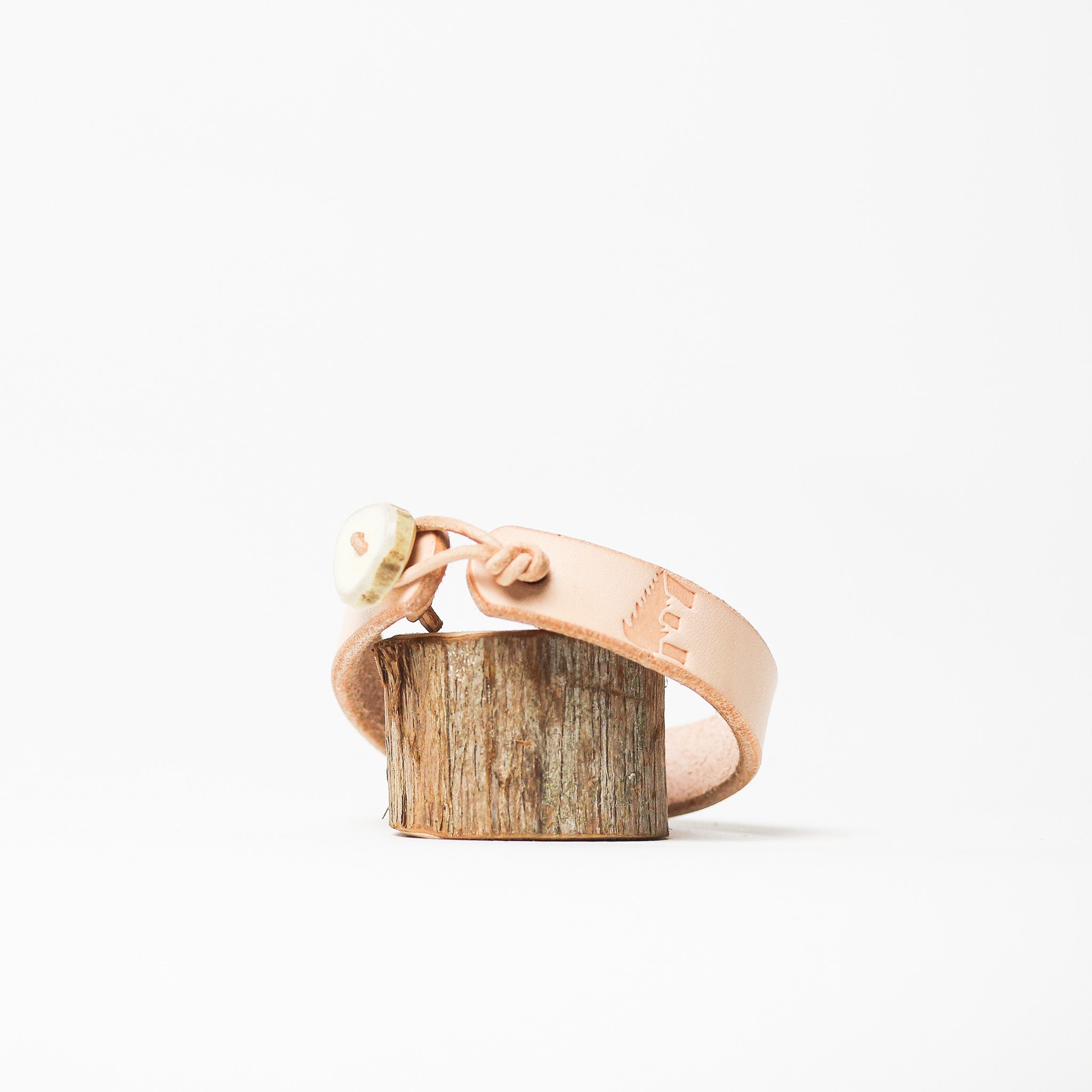 Bear Knuckle Bracelet - Natural